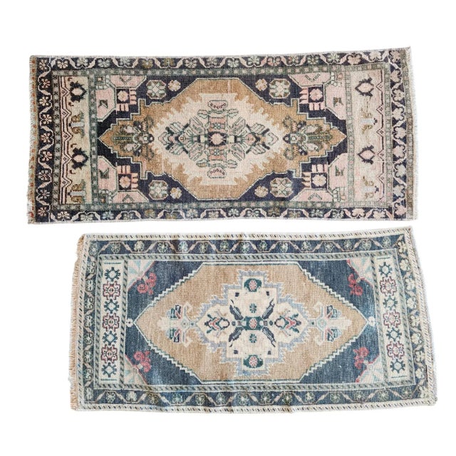 Mid-Century Modern Hand Knotted Oriental Turkish Small Area Rugs - a Pair For Sale - Image 3 of 10