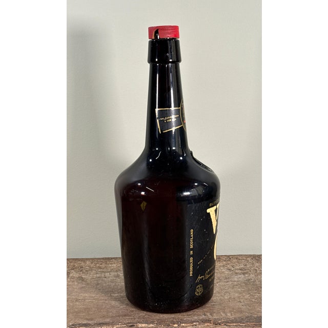English Vintage Oversized Vat 69 Blended Scotch Whisky Display Bottle For Sale - Image 3 of 9
