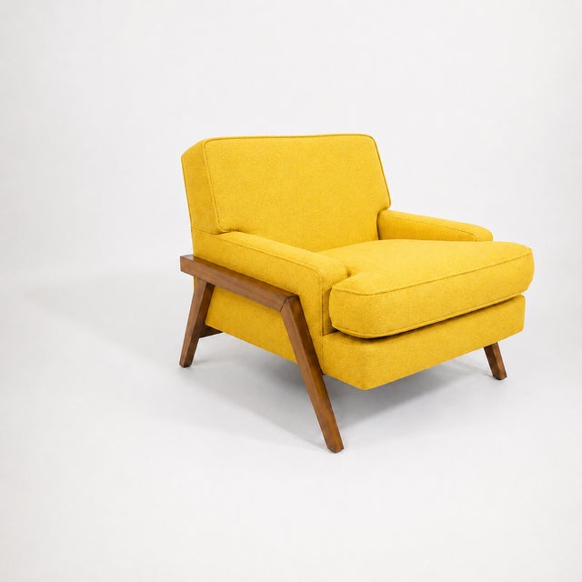 1970s Mid Century Modern Lounge Chairs. - Pair For Sale - Image 5 of 5