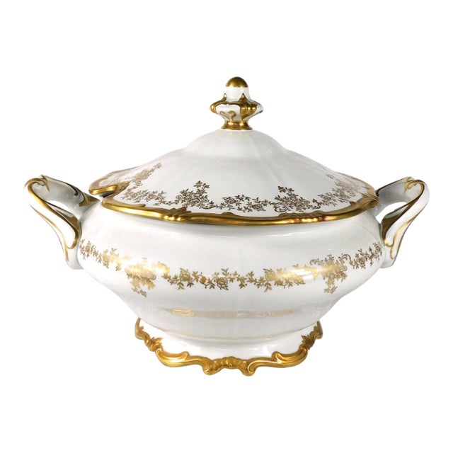 1940s Weimar Large White and Gold Soup Tureen With Lid For Sale