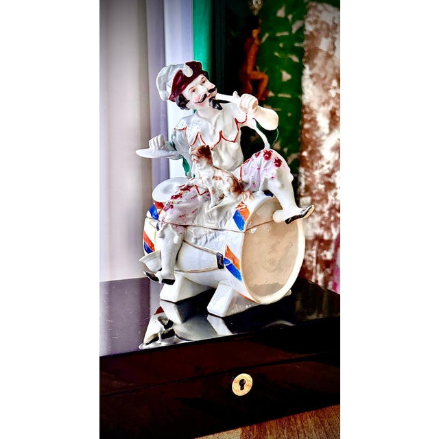 Blue Large Antique German Figural Tobacco Jar Jester with Cat from Conta & Boehme, 1890s For Sale - Image 8 of 13