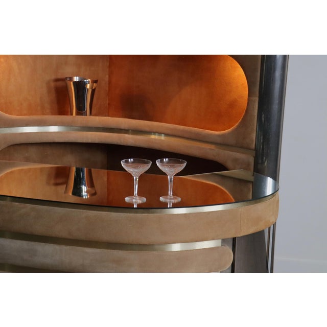 Vintage Hollywood Regency Suede and Chrome Dry Bar with Barstools, Italy, 1969, Set of 4 For Sale - Image 4 of 12
