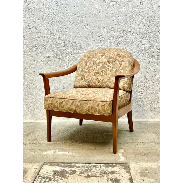 The frames are in good condition with only minor signs of wear. The removable cover is worn and needs replacing. Matching...