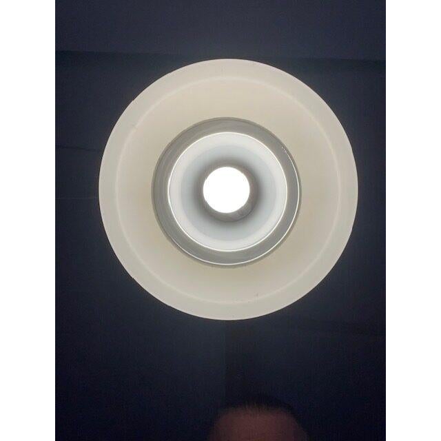 Vintage ceilinglamp milk glass, 1970 plug and play e-27 milk glass original dims; h= 65 w+d= 29 cm b-nr.34 vintage...