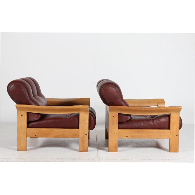 1970s Brutalist Lounge Chairs in Oak and Reddish Brown Leather, 1970s, Set of 2 For Sale - Image 5 of 17