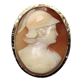 Antique Victorian Shell Cameo Athena Gold Brooch Pendant, Circa 1860-1880 For Sale