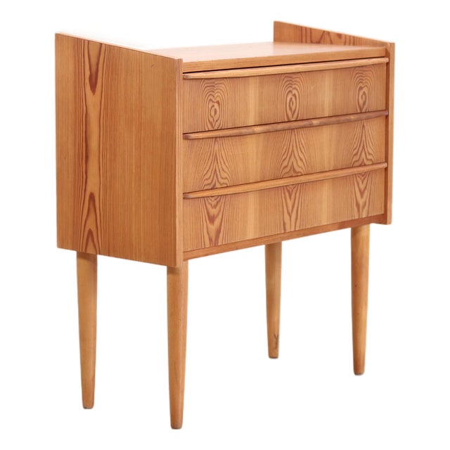 Danish Design Pine Wood Chest of Drawers For Sale