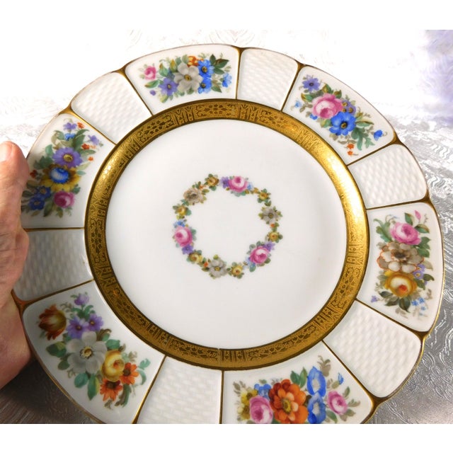 Ceramic 1930s Rosenthal White Floral Dinner Plate - Set of 6 For Sale - Image 7 of 9