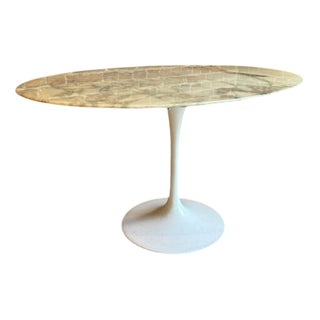 Tulip Table by Eero Saarinen for Knoll International, 1970s For Sale