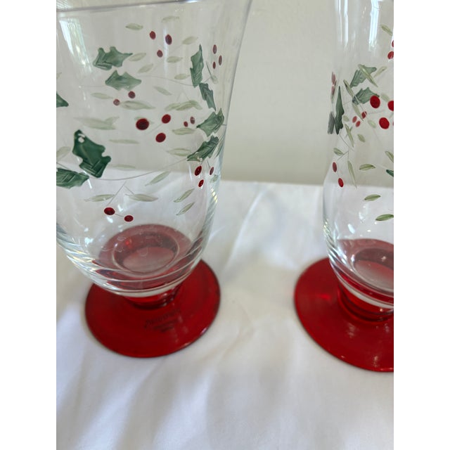 Farmhouse Vintage Pfaltzgraff Holly Berry Holiday Glasses - Set of 2 For Sale - Image 3 of 10