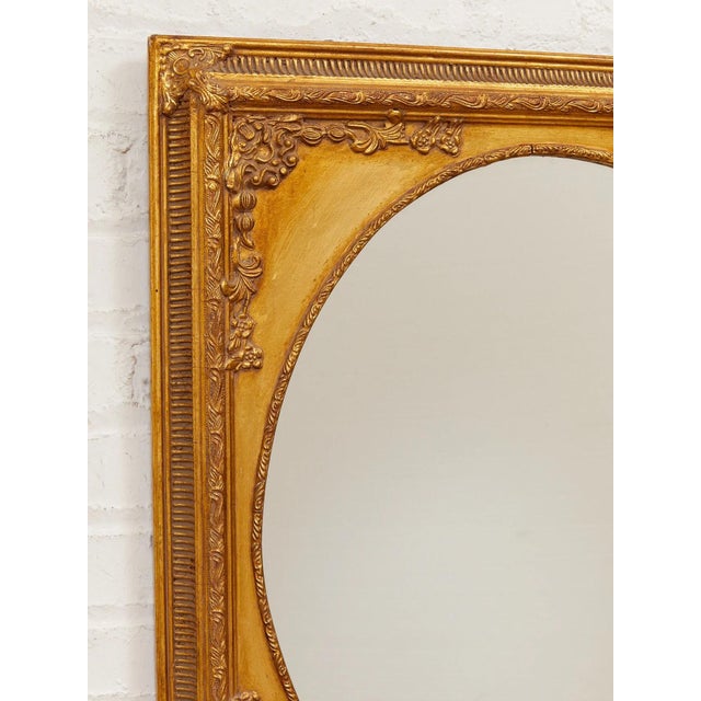 Inspired by simple, minimalist forms, this vintage mirror creates an atmosphere of calm and balance in any room of your home.