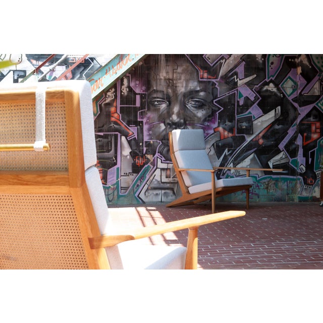 Mid-Century Modern Pair of White Oak Outdoor Lounge Chairs For Sale - Image 3 of 16