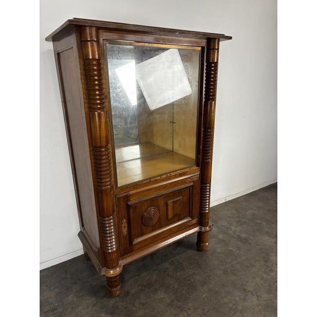 Oak Display Cabinet with Fluted Columns in the style of Dudouyt, 1930s For Sale - Image 4 of 9