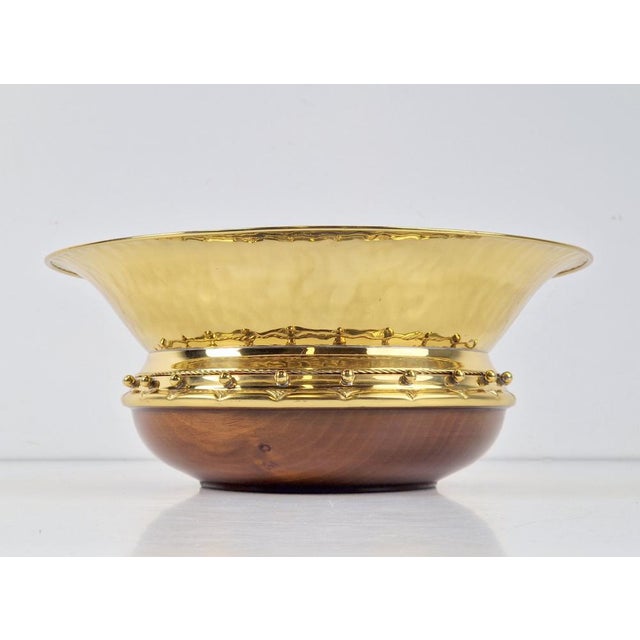 Vintage Valenti centerpiece Gold plated bowl on walnut base spain ‘90 The handmade bowl is made in Spain, circa 1990. It...