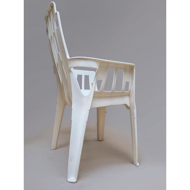Mid-Century Modern Stackable Plastic Chair by Pierre Paulin for Henry Massonnet 1980s For Sale - Image 3 of 18
