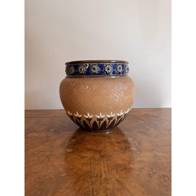 Antique Victorian Doulton Lambeth Jardiniere, 1880 For Sale - Image 4 of 7