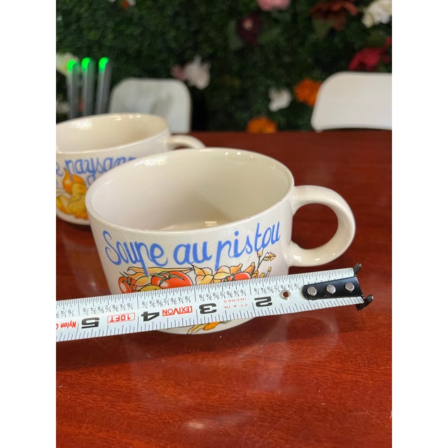 Up for consideration is a beautiful vintage pair of farm style ceramic soup bowls. These would look lovely in your home...