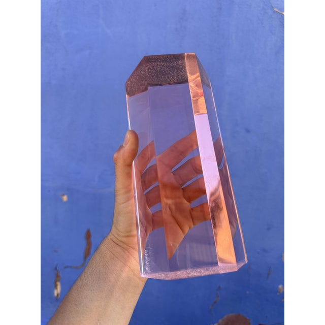 1960s Vintage Hexagonal Figures in Pink Methacrylate, 1960s, Set of 3 For Sale - Image 5 of 9