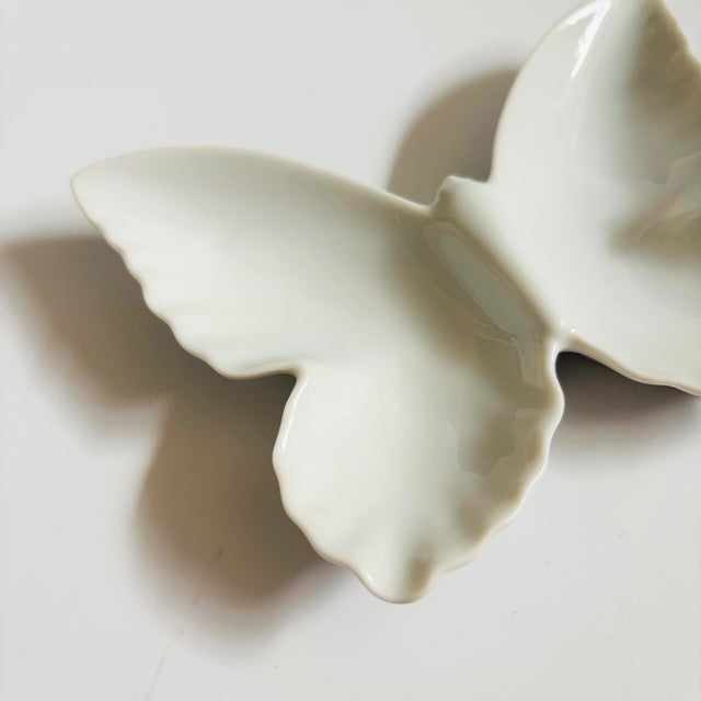 1980s White Ceramic Butterfly Tray For Sale - Image 5 of 8