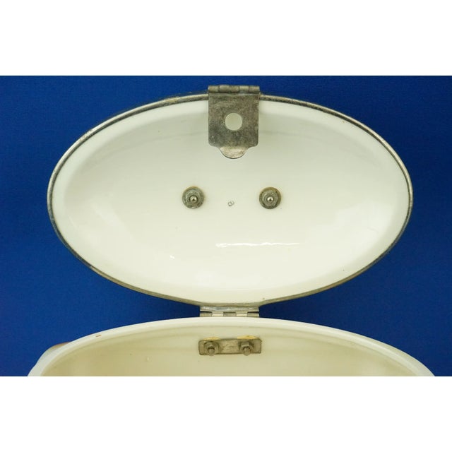 20th Century Deco Box in Ceramic and Metal attributed to the Spritzdekor Factory, Germany, 1920s For Sale - Image 16 of 18