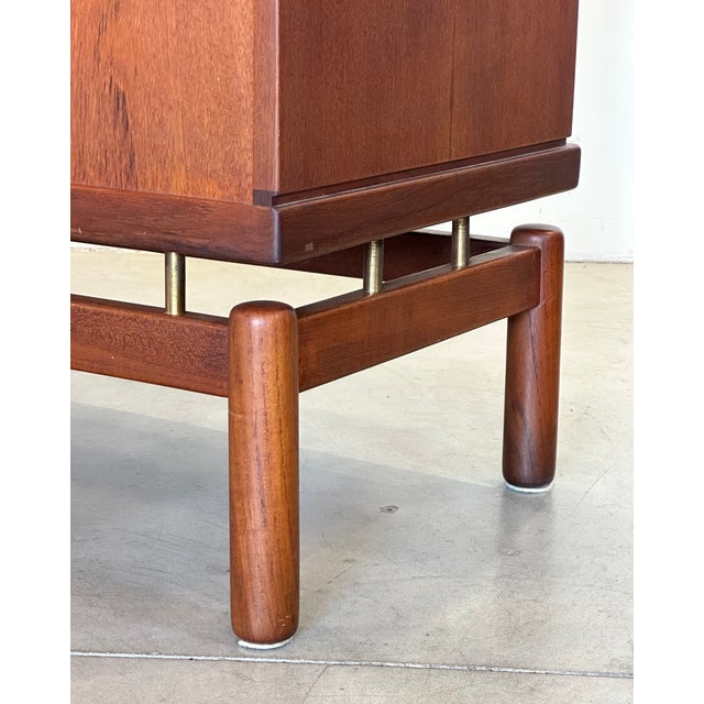 Teak Sideboard by Ilmari Tapiovaara for Permanente Mobili Cantù, 1950s For Sale - Image 16 of 18