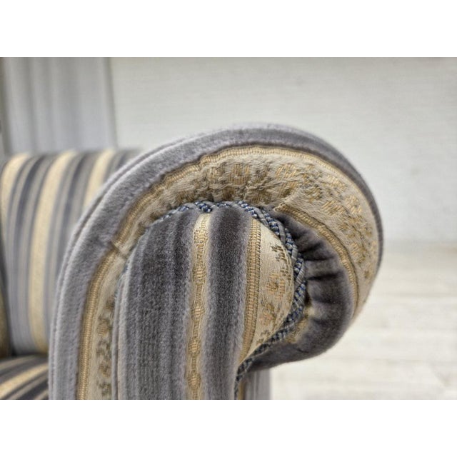 Mid-Century Modern Danish Lounge Chair in Blue/Beige Furniture Velour & Beech Wood Legs, 1960s For Sale - Image 3 of 18