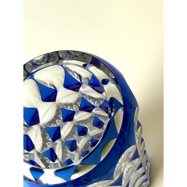 Art Deco Blue Overlay Cut Crystal Vase by Carl Meltzer for Haida, 1915 For Sale - Image 11 of 18
