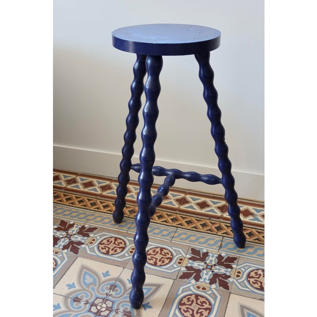 1970s Vintage Tripod Stool in Turned Wood, 1970s For Sale - Image 5 of 7