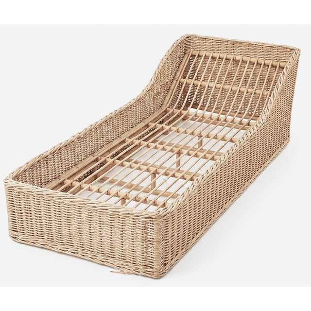 Wood Coastal Chic Ralph Lauren Style Bamboo / Braided Natural Rattan Chaise / Daybed For Sale - Image 7 of 10
