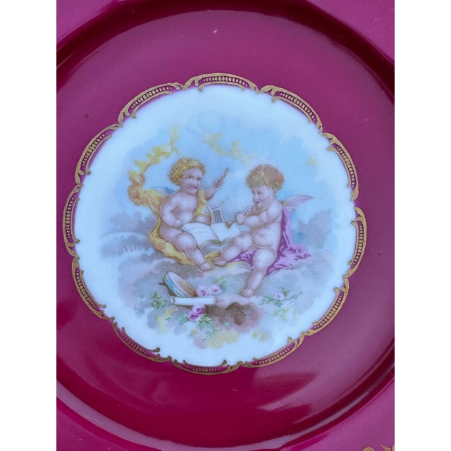 French Vintage Set of 12 French Hand Painted Cherubs Gold Gilt Red Porcelain Dinner Plates For Sale - Image 3 of 12