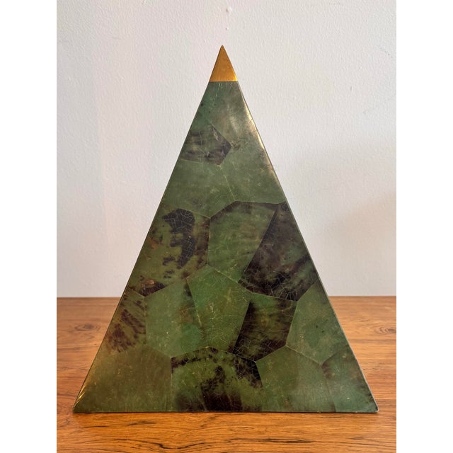 Maitland Smith pyramid shaped table object from the 1980s. Tessellated pen shell emerald green and brass pyramid cap as...