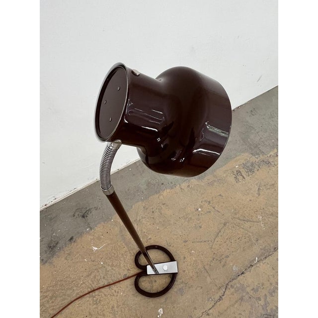 This floor lamp from the Bumling series comes in a warm brown and is an absolute milestone of Swedish design. This classic...