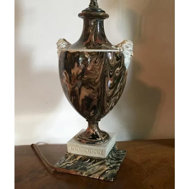 Auburn 18th Century Wedgwood & Bentley Creamware Agateware Urn With Bacchus Head Handles Table Lamp For Sale - Image 8 of 11
