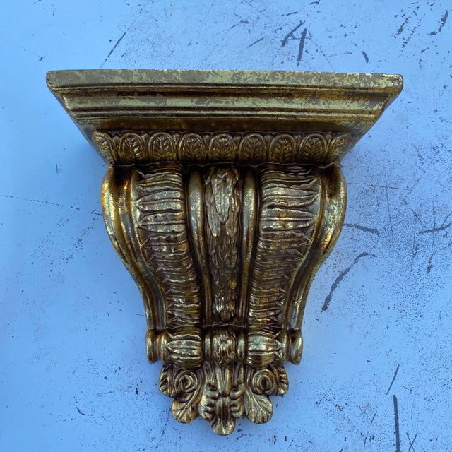 1980s 1980s Neoclassical Gilded Ceramic Wall Bracket For Sale - Image 5 of 5