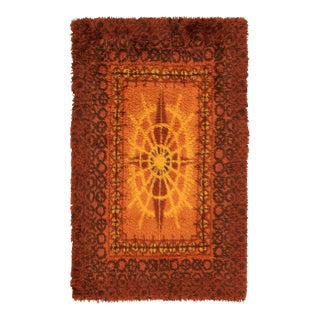 Vintage Swedish Rya Rug in Orange & Red With Starburst Medallion - Rug & Kilim For Sale