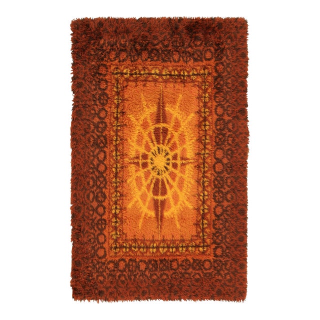 Vintage Swedish Rya Rug in Orange & Red With Starburst Medallion - Rug & Kilim For Sale