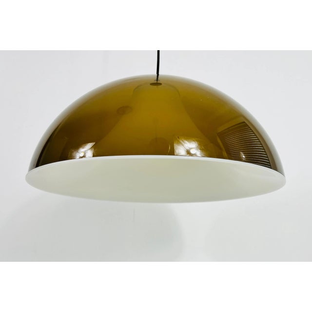 1970s Brown and White Acrylic Glass Pendant Lamp in the style of Temde, 1970s For Sale - Image 5 of 10