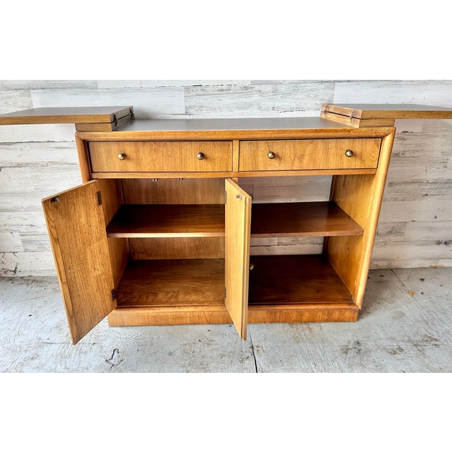 Vintage Mid Century Modern Bar Cabinet For Sale In Chicago - Image 6 of 9