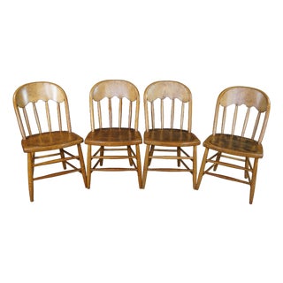 4 Antique American Oak Windsor Bow Back Chairs Saloon Pub Tavern Caboose Seats For Sale