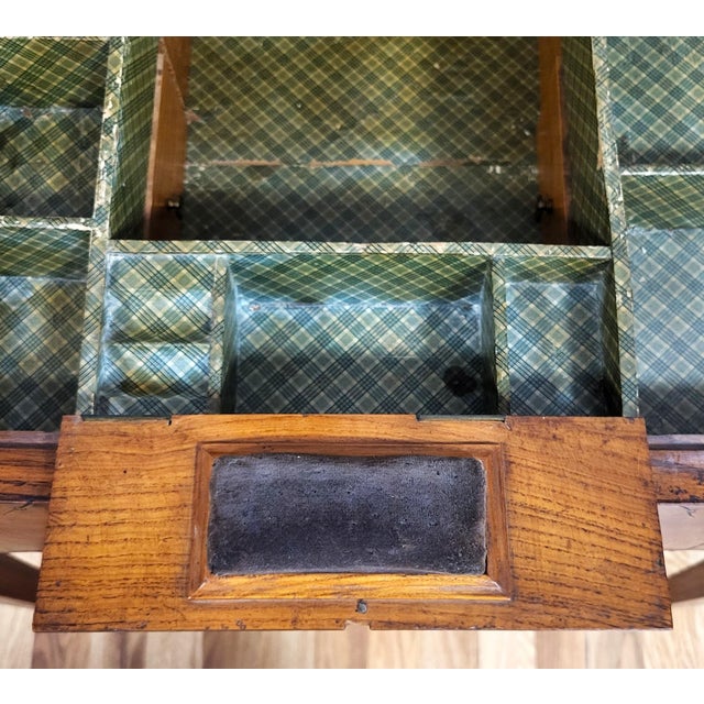 Early 19th C Continental Walnut Lift Top Lady’s Desk Vanity Table For Sale - Image 16 of 18