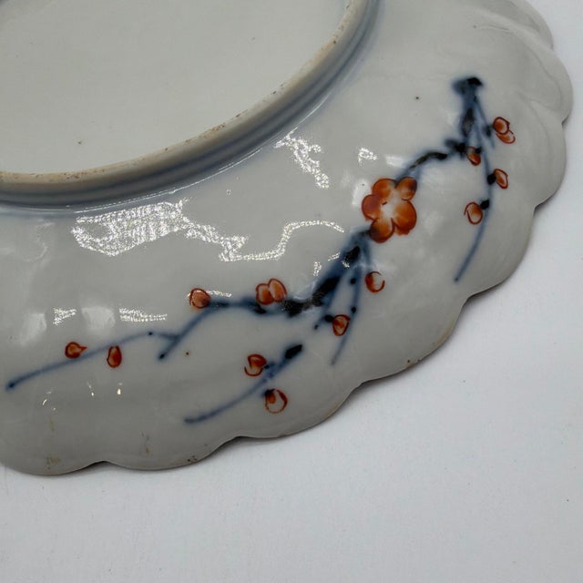 19th Century Japanese Meiji Imari Scalloped Porcelain Cabinet Plate - 8.5" For Sale - Image 11 of 14