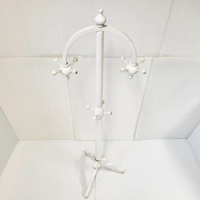 Vintage Sputnik Coat Rack in White Lacquered Wood, 1950s For Sale - Image 9 of 9