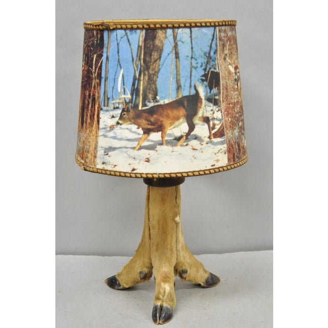 Vintage Rustic Taxidermy Tripod Deer Hoof Foot Cabin Decor Table Lamp W/ Shade For Sale - Image 16 of 17