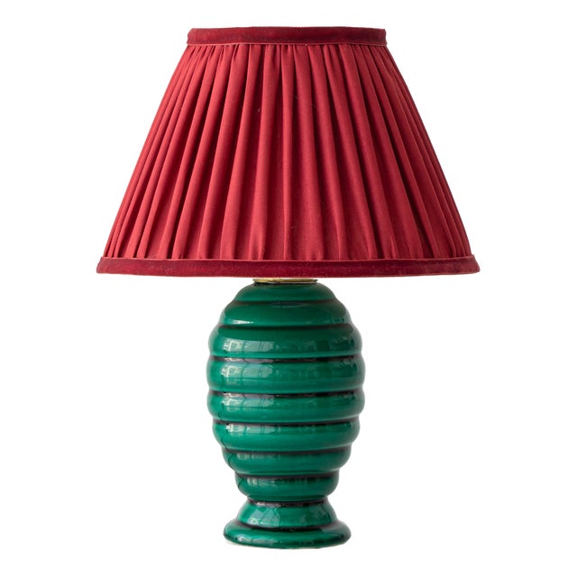 Art Deco French Emerald Green Ceramic Table Lamp with Ruby Silk Shade, 1930s For Sale