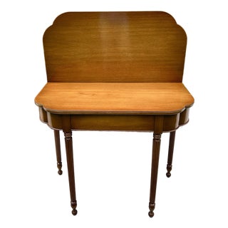 Biggs Furniture, Mahogany, Sheraton Style, Swivel and Hinged Flip Top Mechanism, Game Table, W/Hidden Drawer, Scalloped Edges, and Fluted Legs, 1950 For Sale