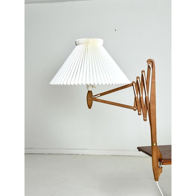 1960s Clamp Table Lamp from Le Klint, 1960s For Sale - Image 5 of 7