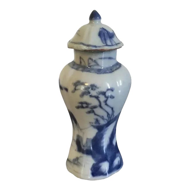 18th Century Chinese Kangxi Porcelain Blue & White Landscape Vase & Cover For Sale