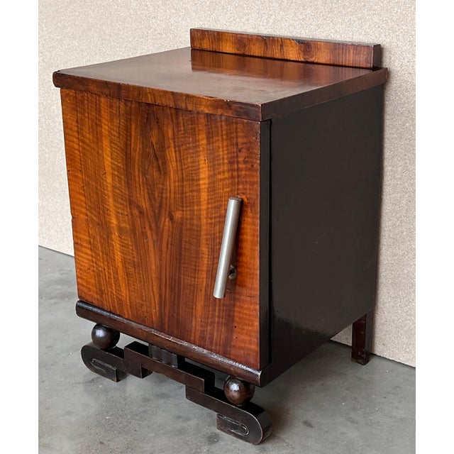 Early 20th Century Pair of Art Deco Side Cabinets or Nightstands with Ebonized Base For Sale - Image 18 of 18