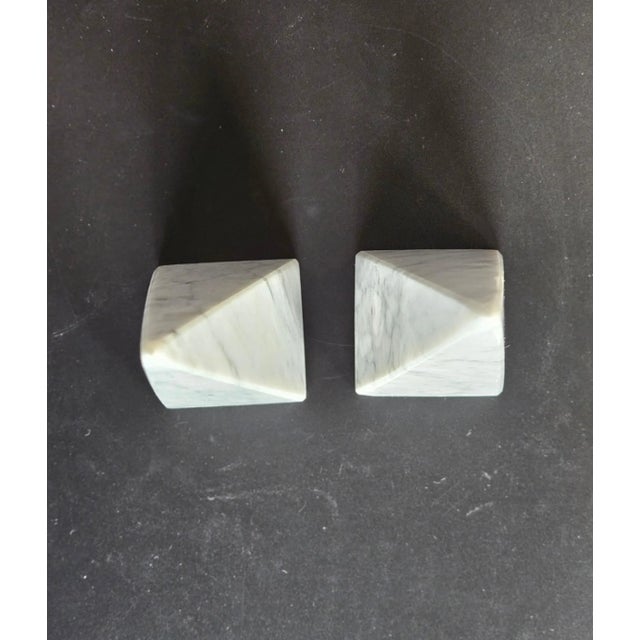 Mid-Century Modern MCM Pair of Vintage White With Gray Vains Solid Marble Obelisks For Sale - Image 3 of 8