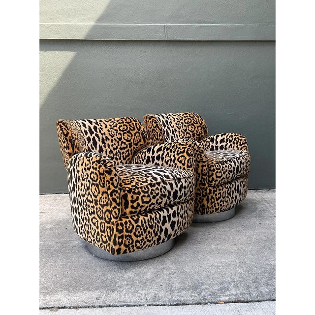 Mid-Century Modern Vintage Leopard Print Velvet Swivel Chairs - A Pair For Sale - Image 3 of 12